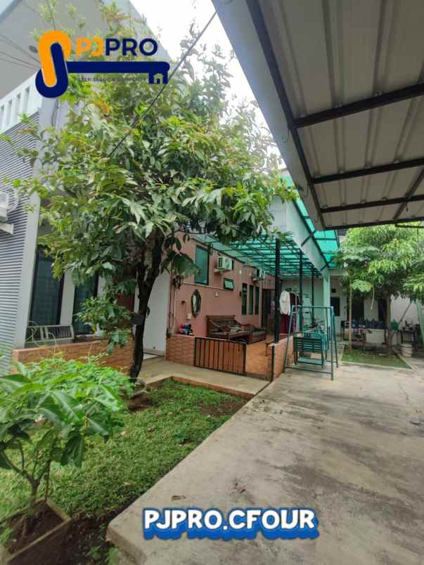 dijual rumah harapan indah