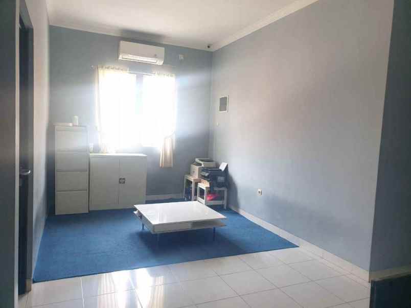 dijual rumah hunian strategis di cipete utara