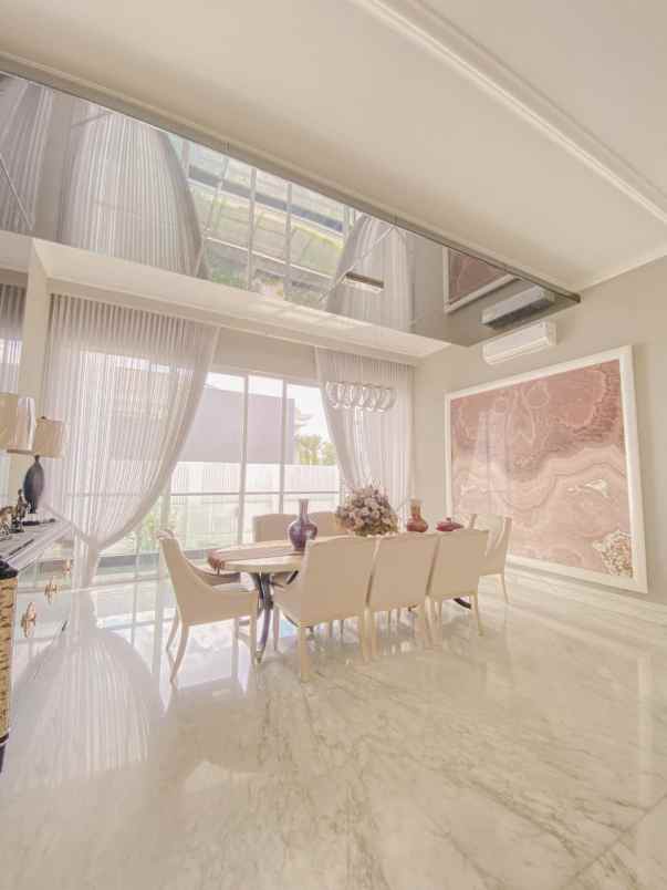 dijual rumah imperial golf pakuwon indah