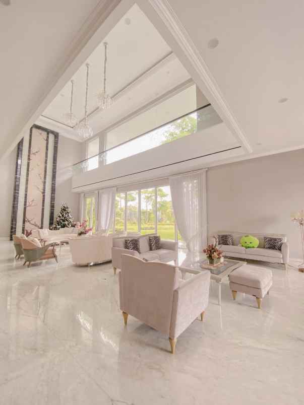 dijual rumah imperial golf pakuwon indah