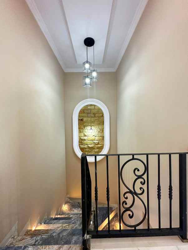 dijual rumah jagakarsa jakarta selatan