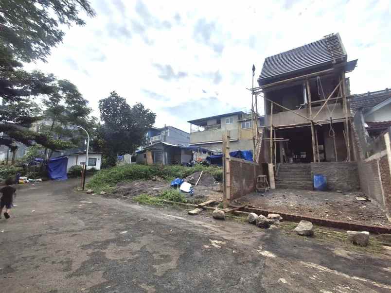dijual rumah jalan bsj raya
