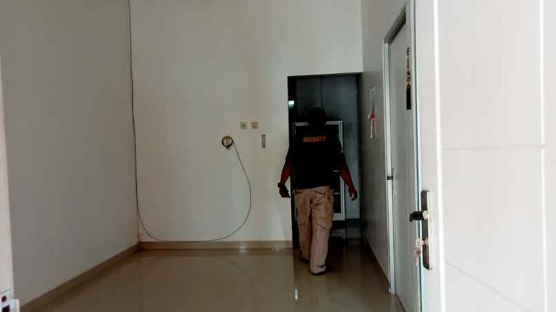 dijual rumah jalan gas alam