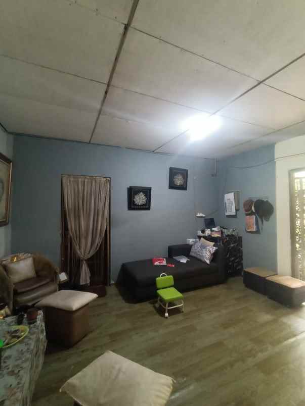 dijual rumah jalan kemang