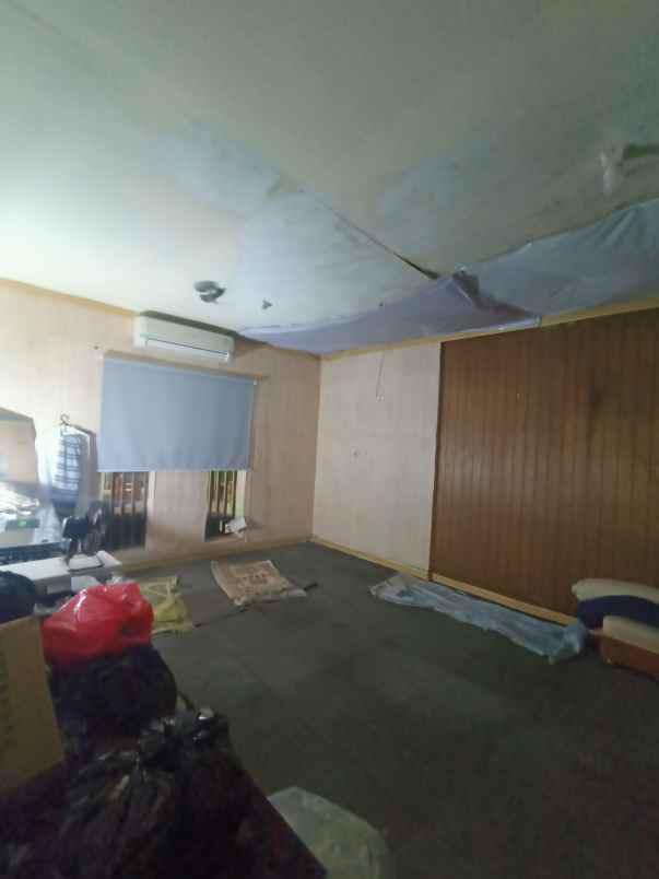 dijual rumah jalan kemang