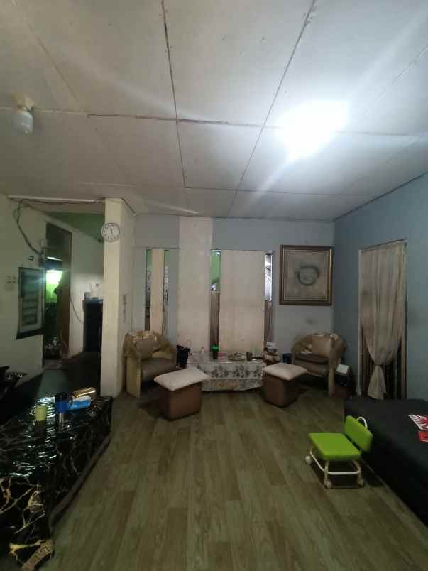 dijual rumah jalan kemang