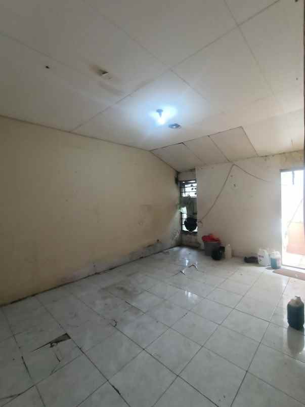dijual rumah jalan kemang