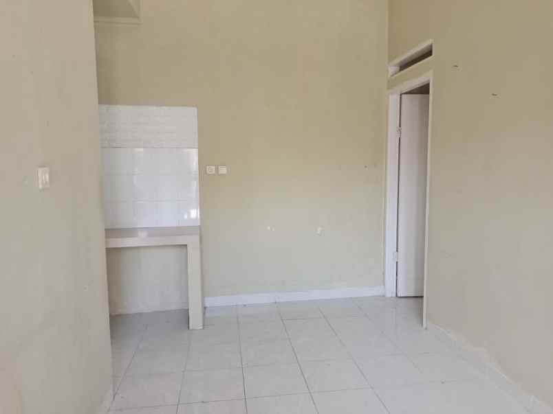 dijual rumah jalan m sanun cikaret