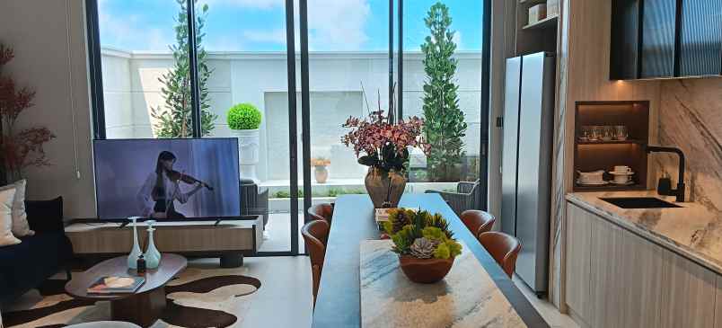 dijual rumah jalan patio lippo cikarang