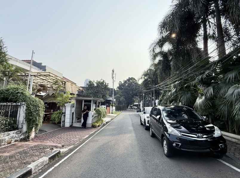 dijual rumah jalan tegal