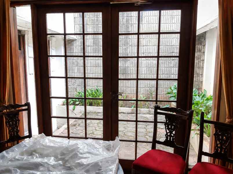 dijual rumah jalan tegal