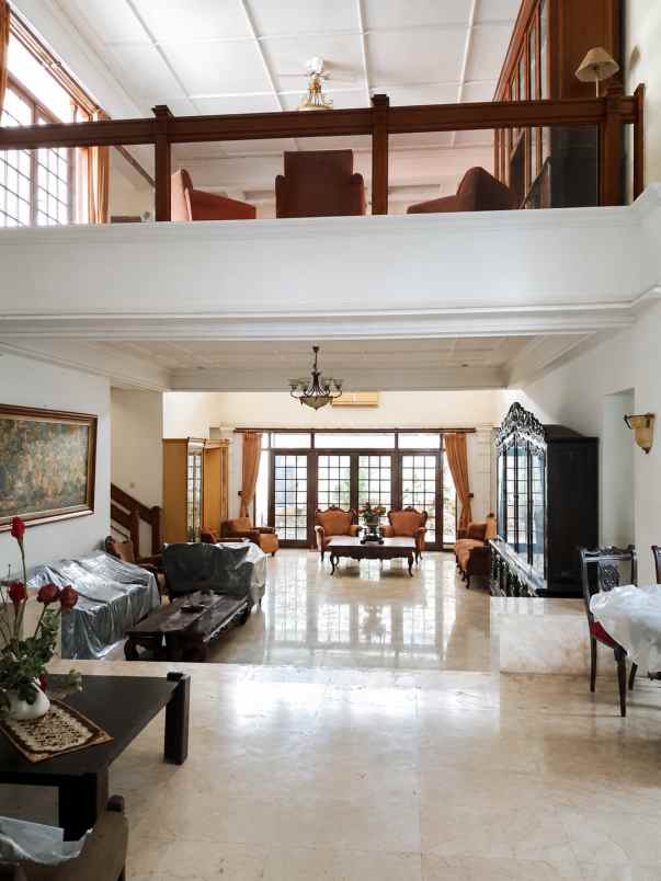 dijual rumah jalan tegal