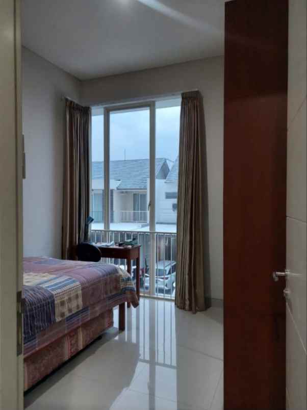 dijual rumah jalan wisata bukit mas 2