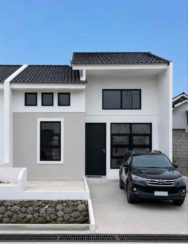 dijual rumah jaln raya megu cisoka