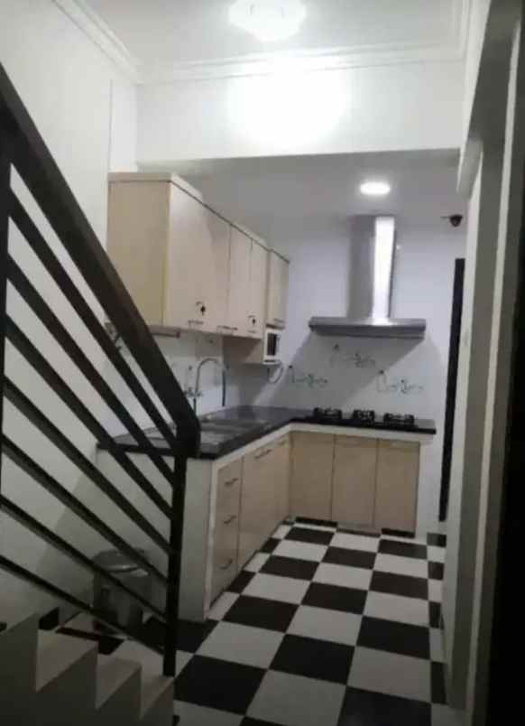 dijual rumah janur elok kelapa gading