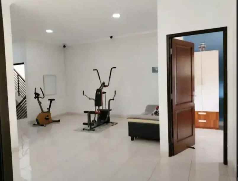 dijual rumah janur elok kelapa gading