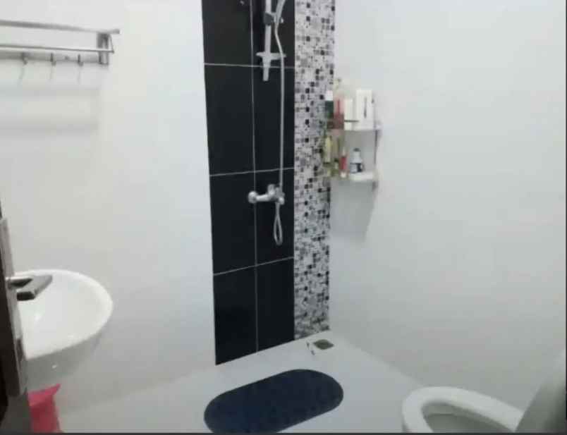 dijual rumah janur elok kelapa gading