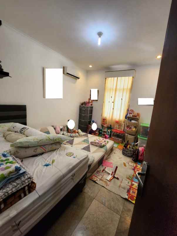 dijual rumah janur indah kelapa gading