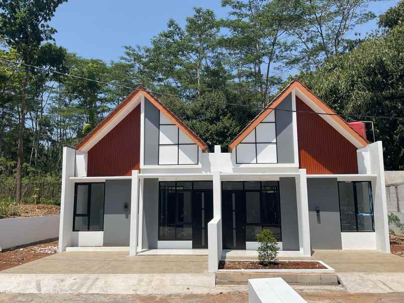 dijual rumah jatirejo cepoko