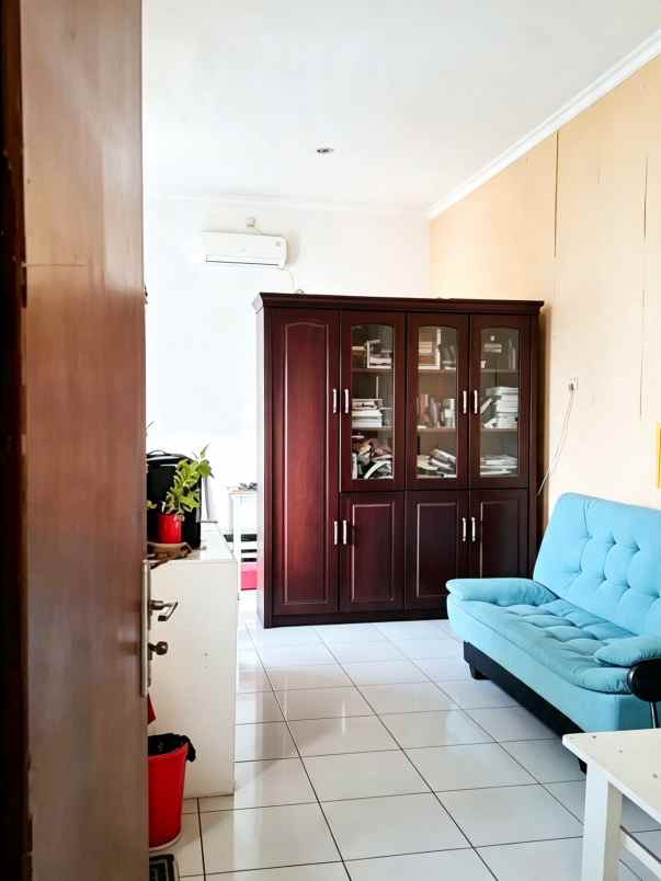 dijual rumah jatiwaringin