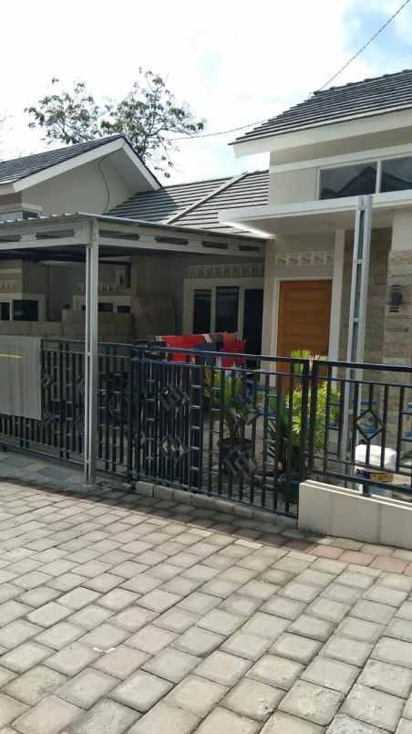 dijual rumah jipangan