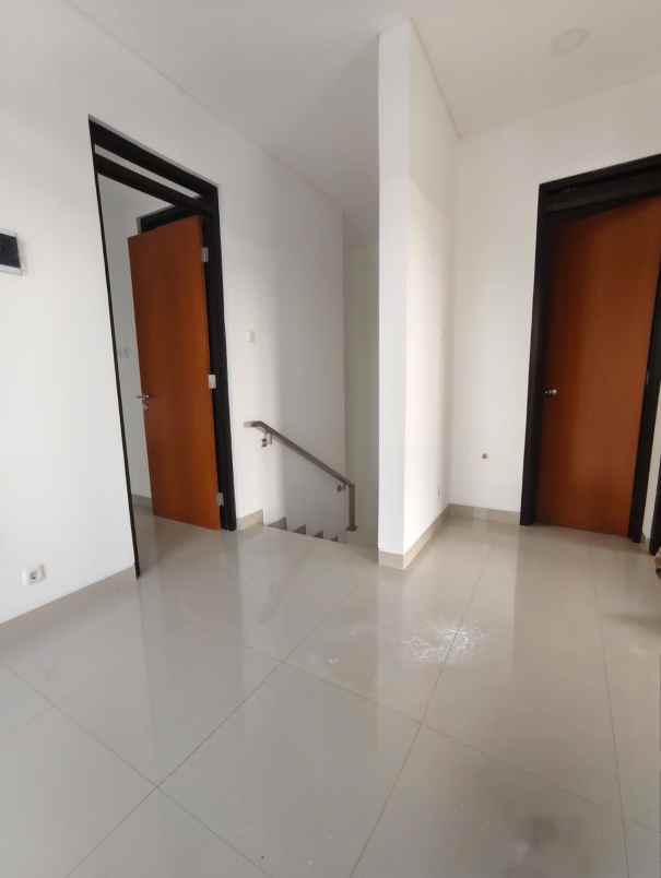 dijual rumah jl batununggal indah