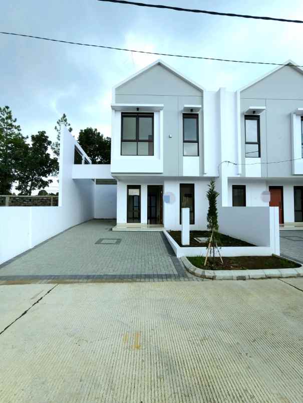 dijual rumah jl batununggal indah