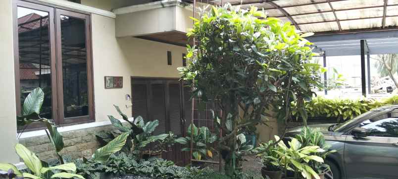 dijual rumah jl bukit pratama raya