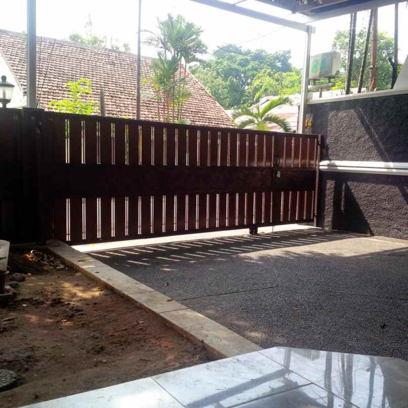 dijual rumah jl cipete viii