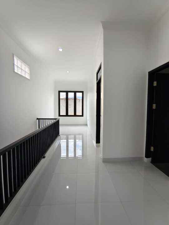 dijual rumah jl cisaranten kulon bandung