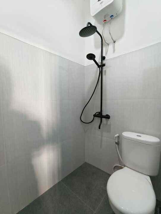 dijual rumah jl cisaranten kulon bandung