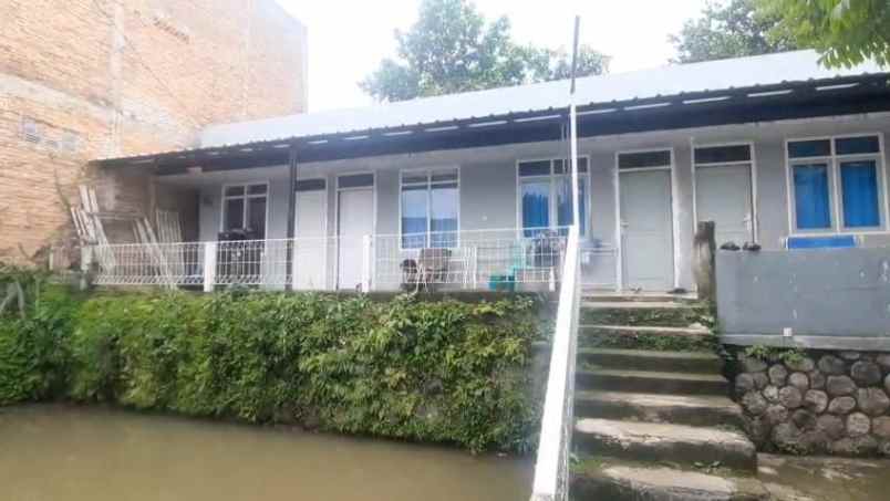 dijual rumah jl hegarmanah jatinangor