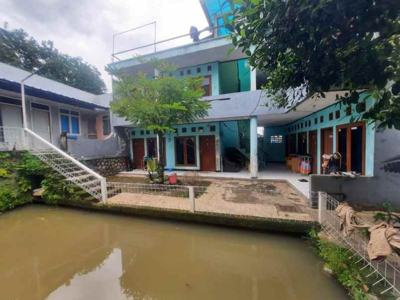 dijual rumah jl hegarmanah jatinangor