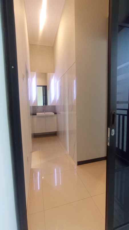 dijual rumah jl kayu manis rt 03 rw 03