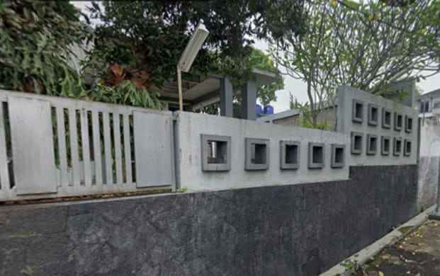 dijual rumah jl manjahlega