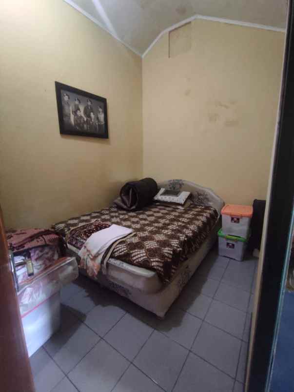 dijual rumah jl merkuri margahayu