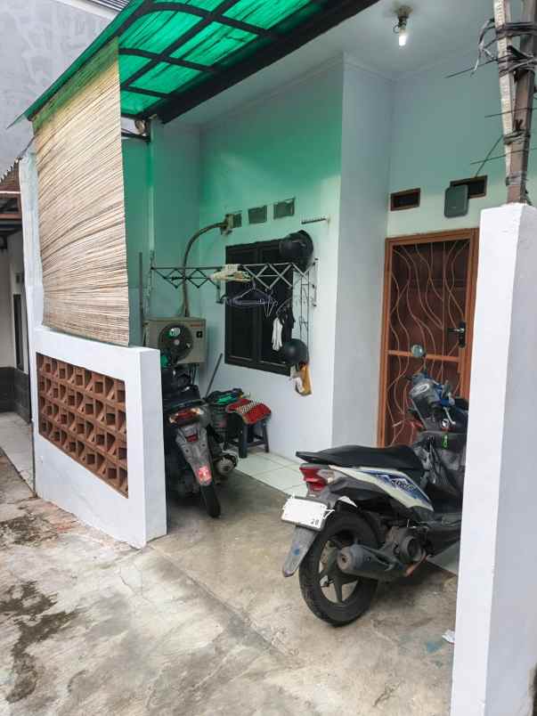 dijual rumah jl muara
