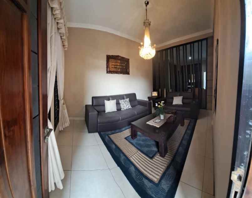 dijual rumah jl otsita tarogong kidul garut