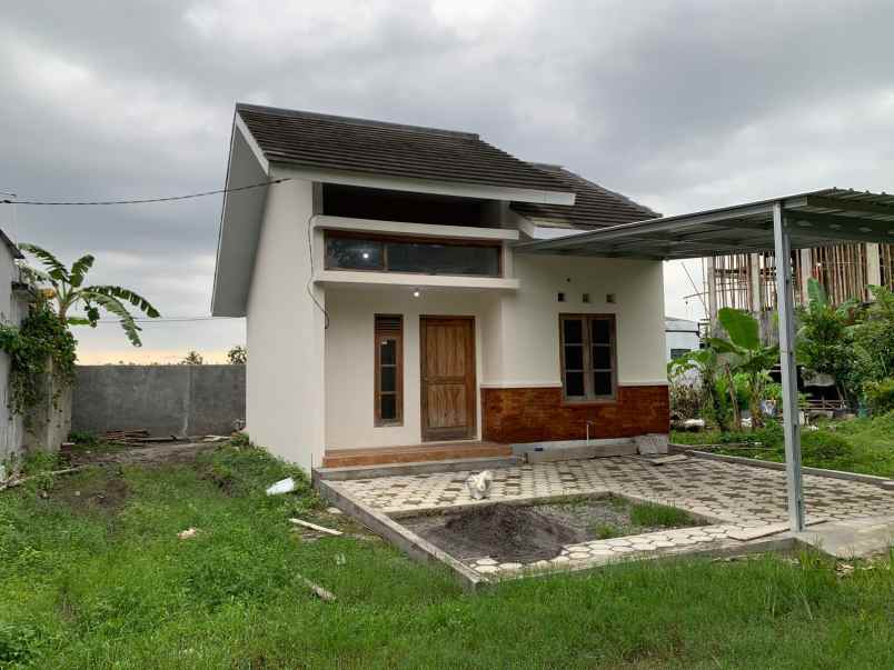 dijual rumah jl palagan km 12