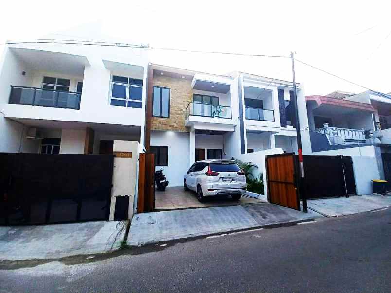 Rumah Baru 2 Lantai Di Pondok Kelapa Duren Sawit Jakarta Timur