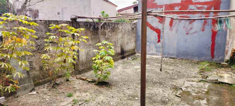 dijual rumah jl purwodadi