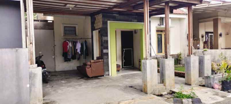 dijual rumah jl purwodadi