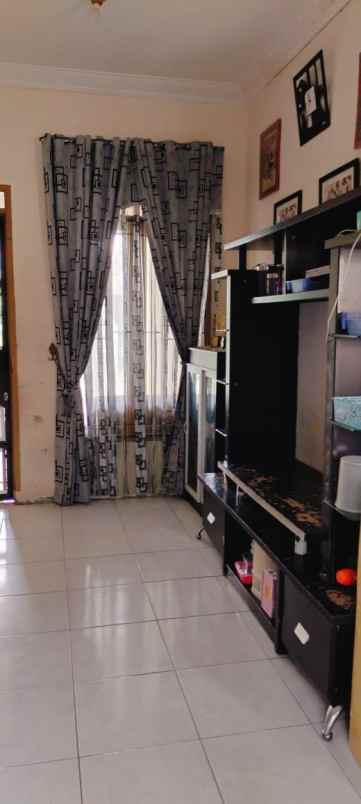 dijual rumah jl purwodadi