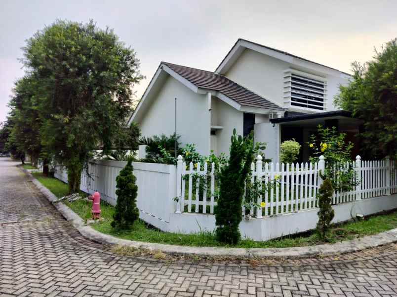 dijual rumah jl raya cileungsi jonggol