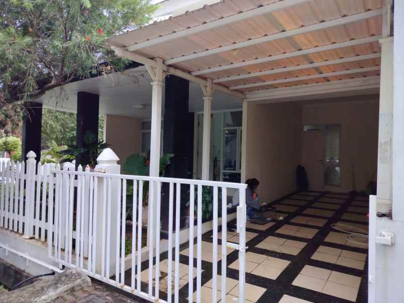 dijual rumah jl raya cileungsi jonggol