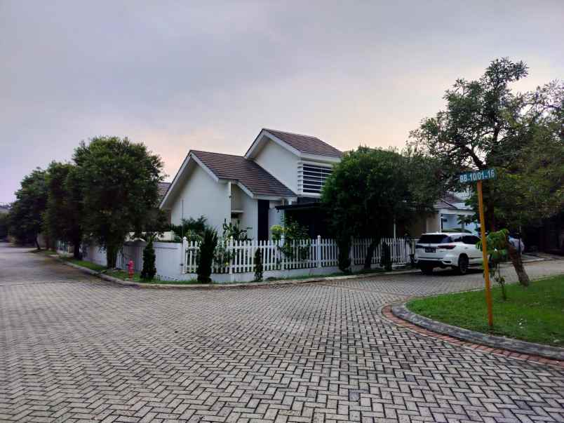 dijual rumah jl raya cileungsi jonggol