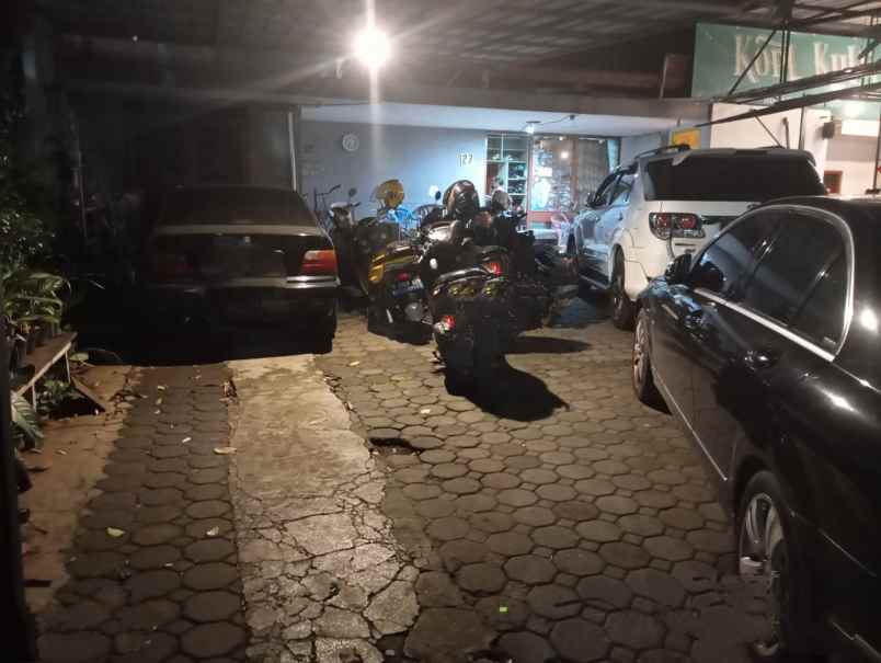 dijual rumah jl sayap sumatra