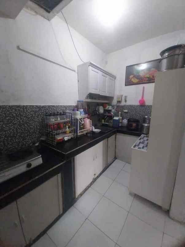 dijual rumah jl somawinata cimahi