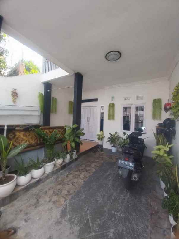 dijual rumah jl somawinata cimahi