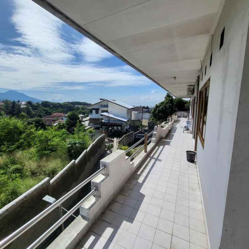 dijual rumah jl tubagus ismail bandung